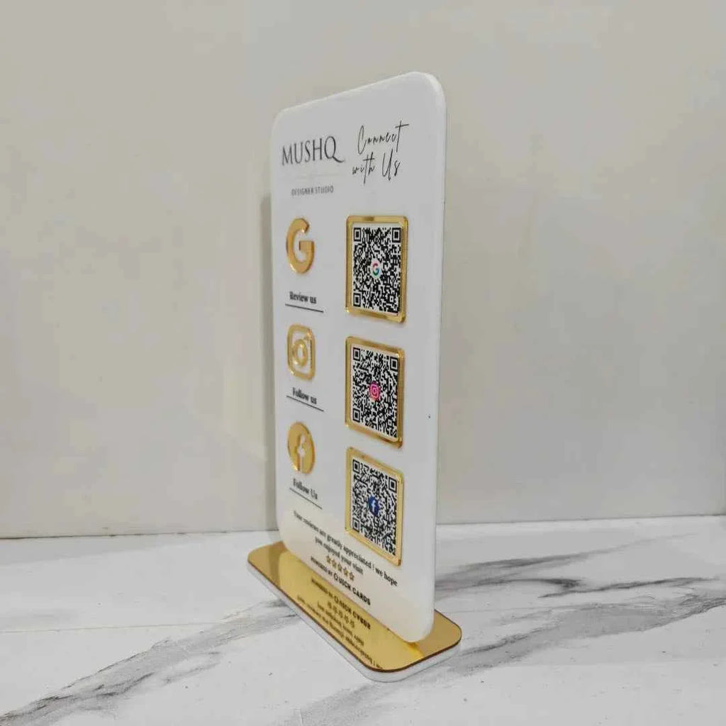 3 QR Standee vertical